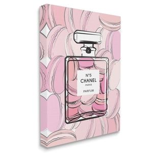 CHANEL N°5 Macaron Perfume Bottle Print